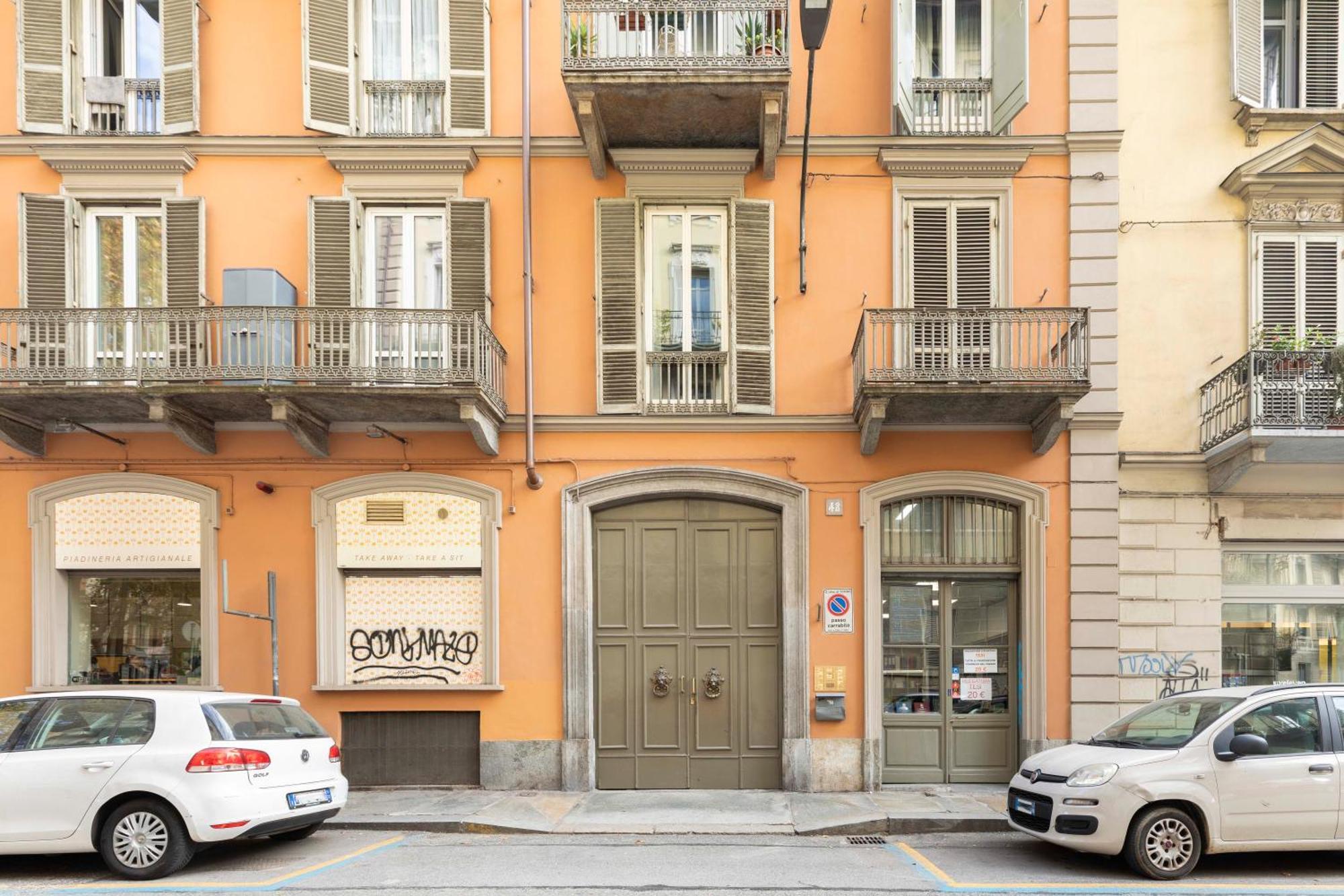 Montebello 42 By Alterego * Turin
